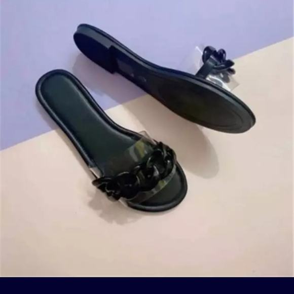 Women's Sandals NWOT - Picture 2 of 2